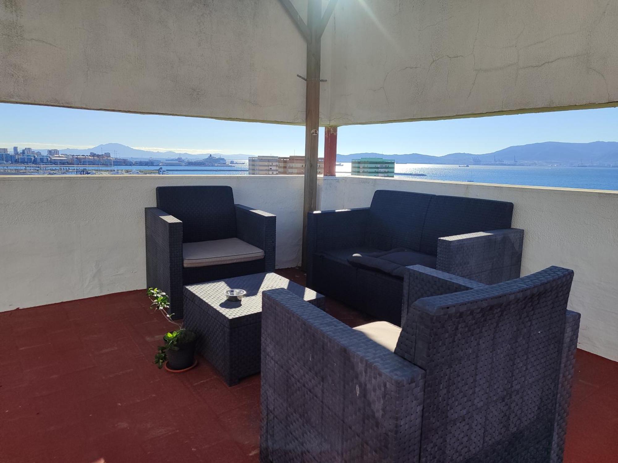 Fabulous Penthouse Apartment La Linea de la Concepcion Luaran gambar